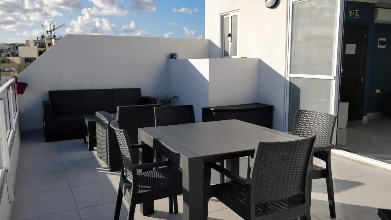 Sea View Penthouse With Large Terrace Irom1-1 Apartment Marsaskala Ngoại thất bức ảnh