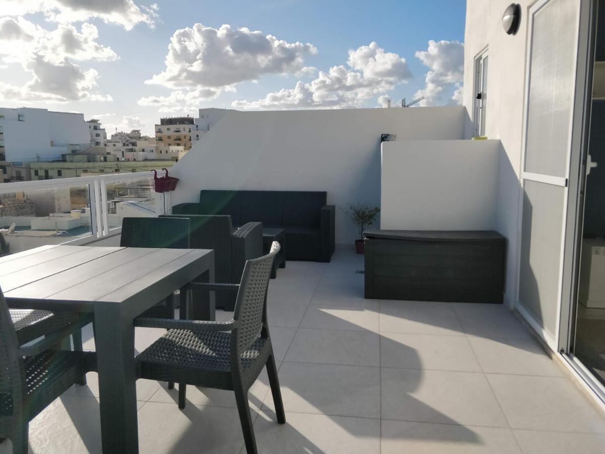 Sea View Penthouse With Large Terrace Irom1-1 Apartment Marsaskala Ngoại thất bức ảnh