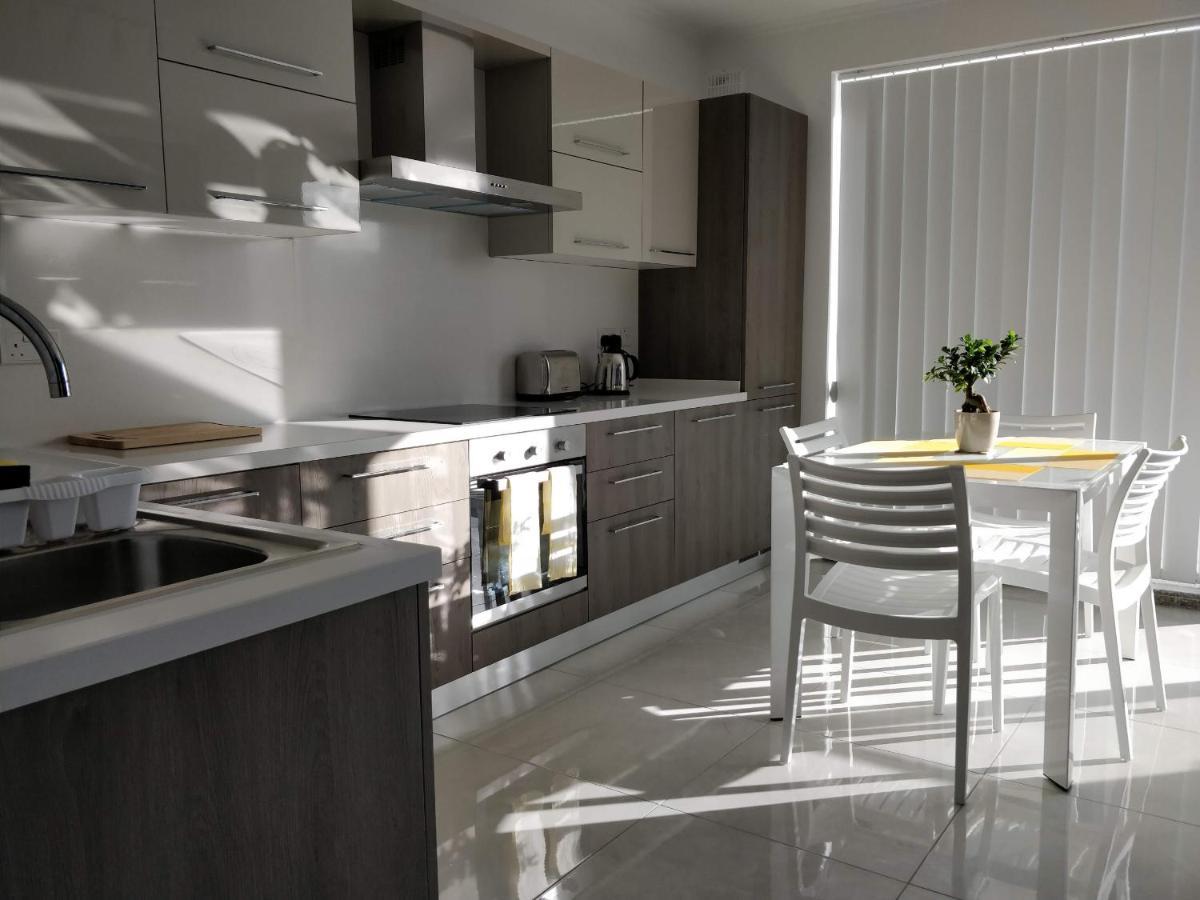Sea View Penthouse With Large Terrace Irom1-1 Apartment Marsaskala Ngoại thất bức ảnh