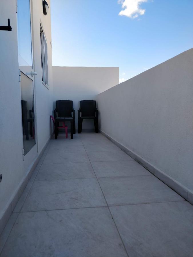 Sea View Penthouse With Large Terrace Irom1-1 Apartment Marsaskala Ngoại thất bức ảnh
