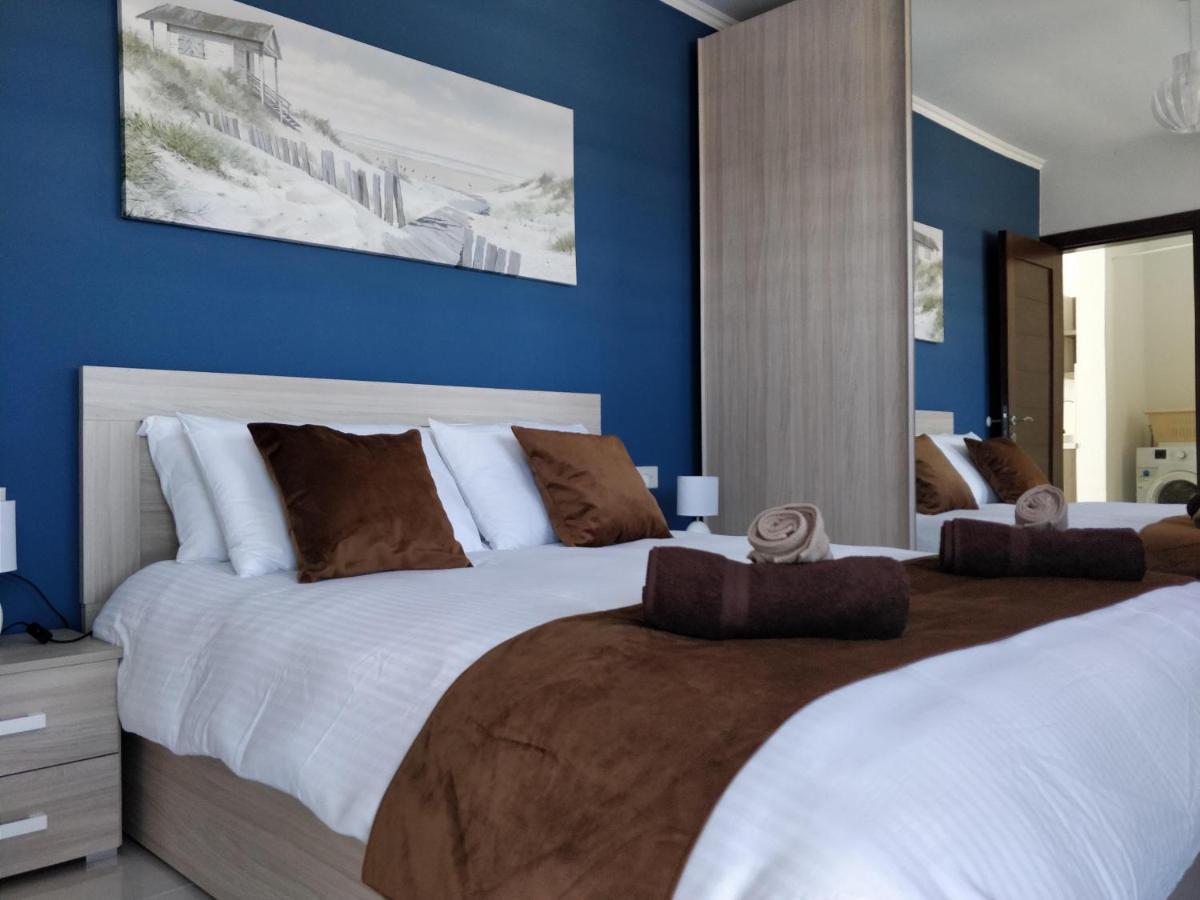 Sea View Penthouse With Large Terrace Irom1-1 Apartment Marsaskala Ngoại thất bức ảnh